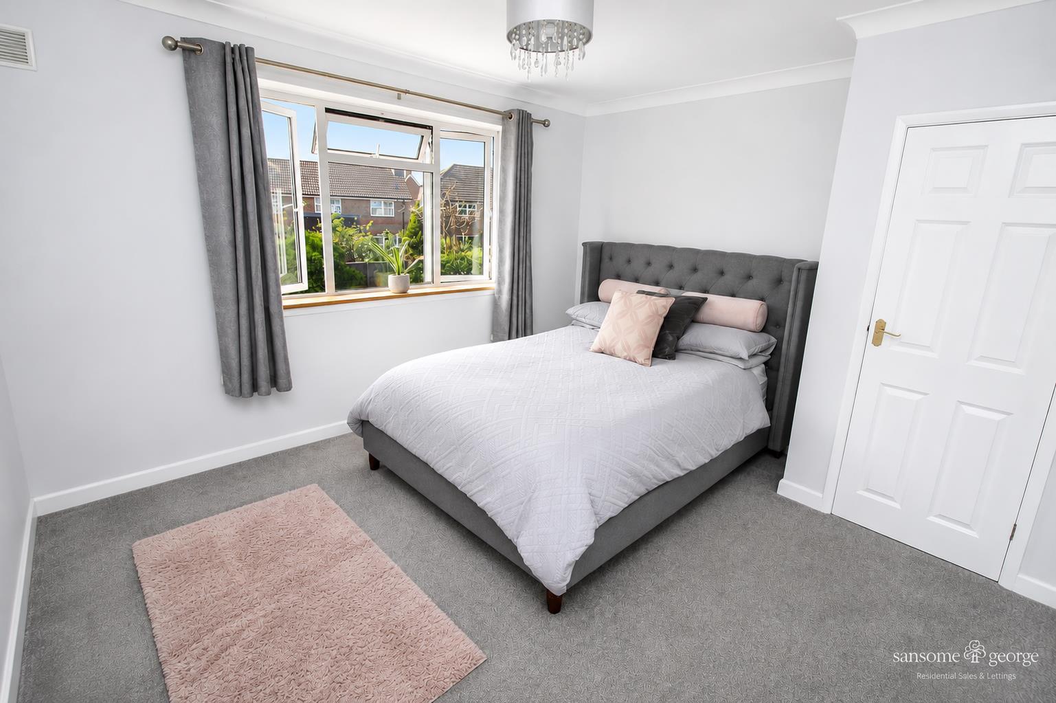 Beverley Road, Tilehurst, Reading